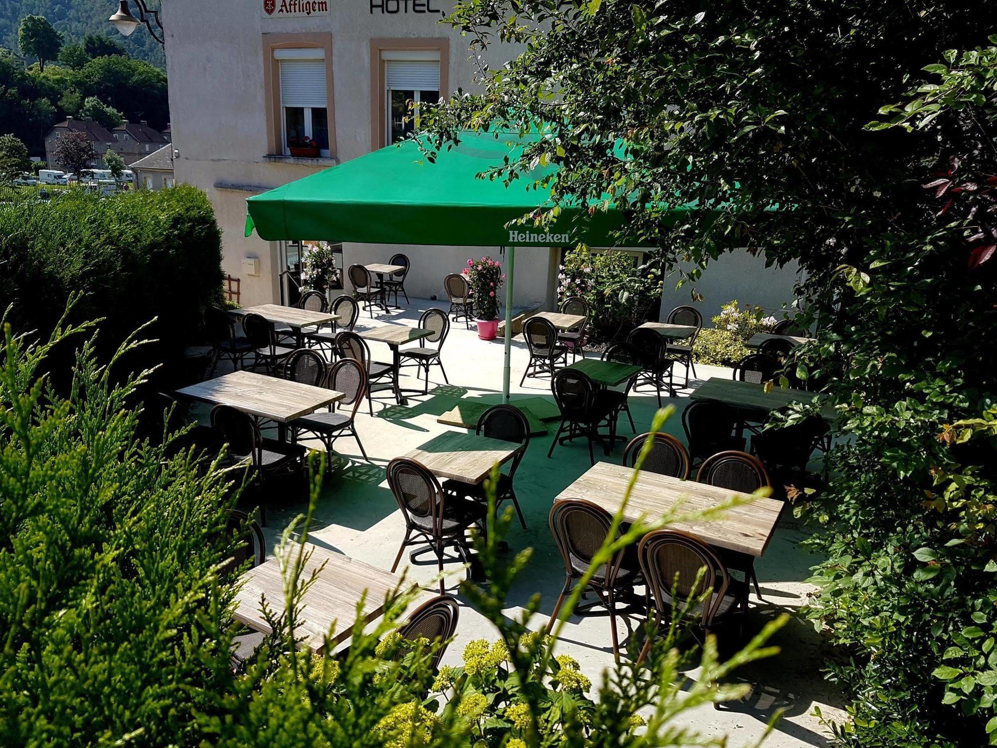 Logis Le Franco Belge Hotel Monthermé Exterior foto